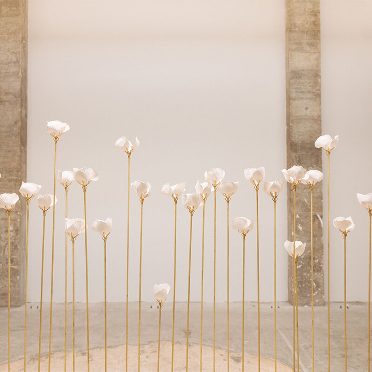 「香りはアート」を体感させる。フランシス・クルジャン30年のクリエイションが展覧会に。