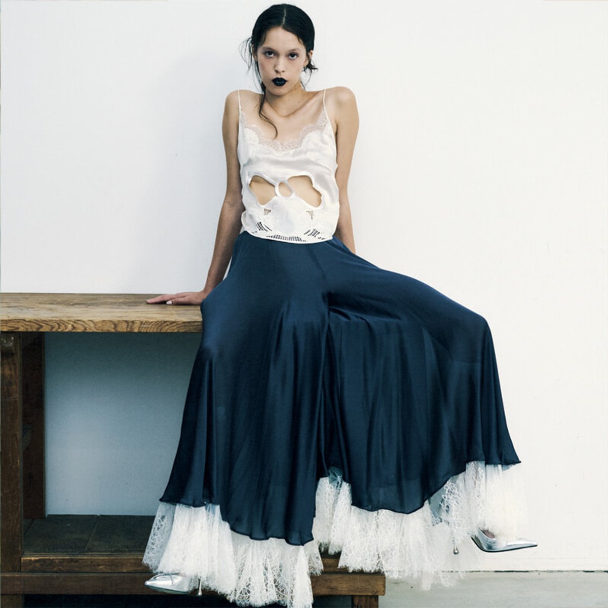 レースやリボン、煌めくビジュー、季節の幕開けを彩る最適解。