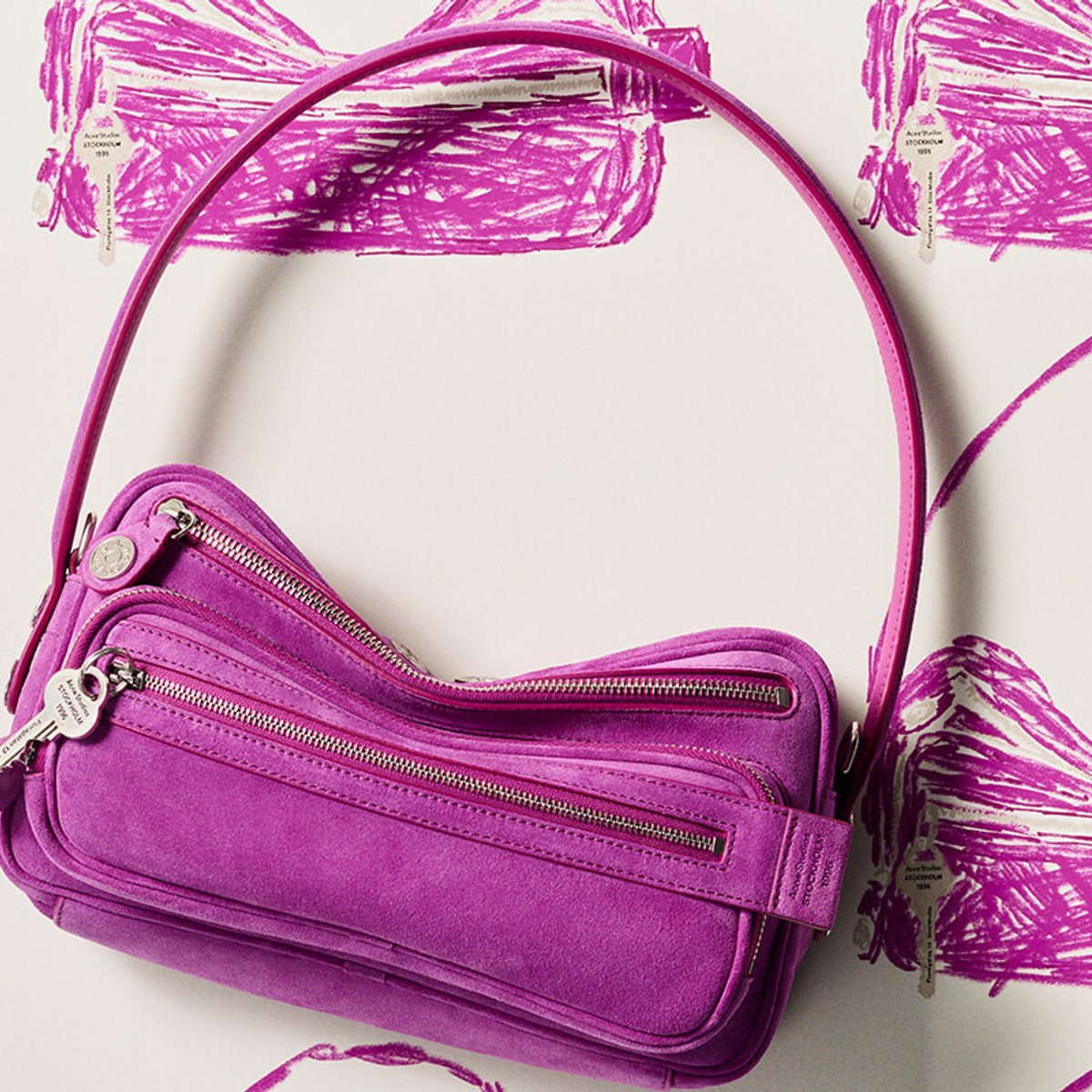 【アクネ ストゥディオズ】ミニマリズムと遊び心を体現した、ホリデーコレクションに注目！