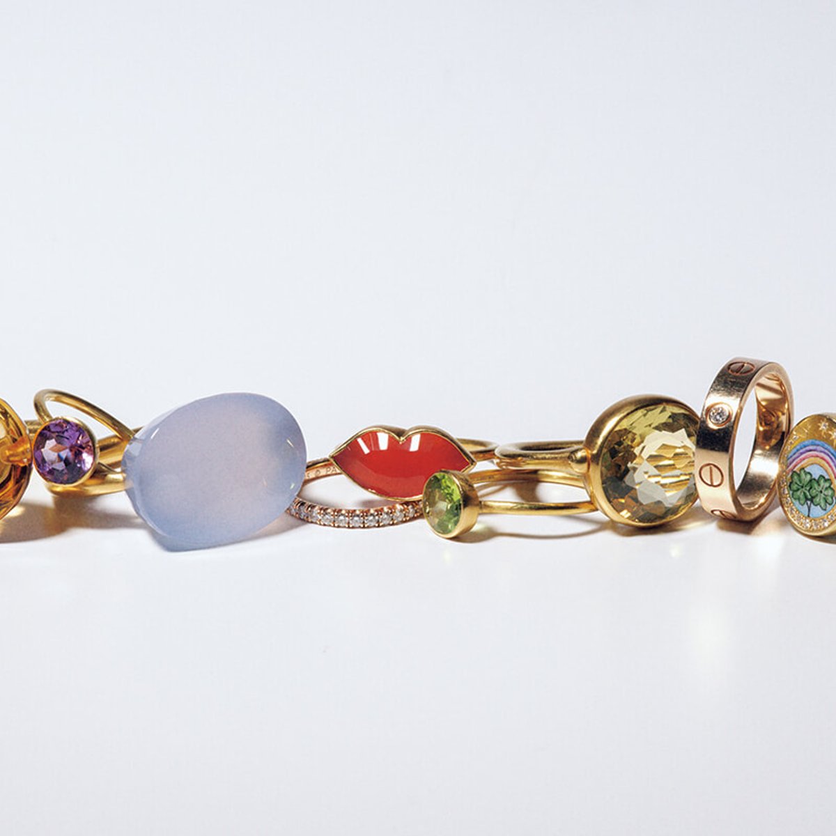 【長谷川あかり】ほぼ毎日身に付ける大切なリングと色石。