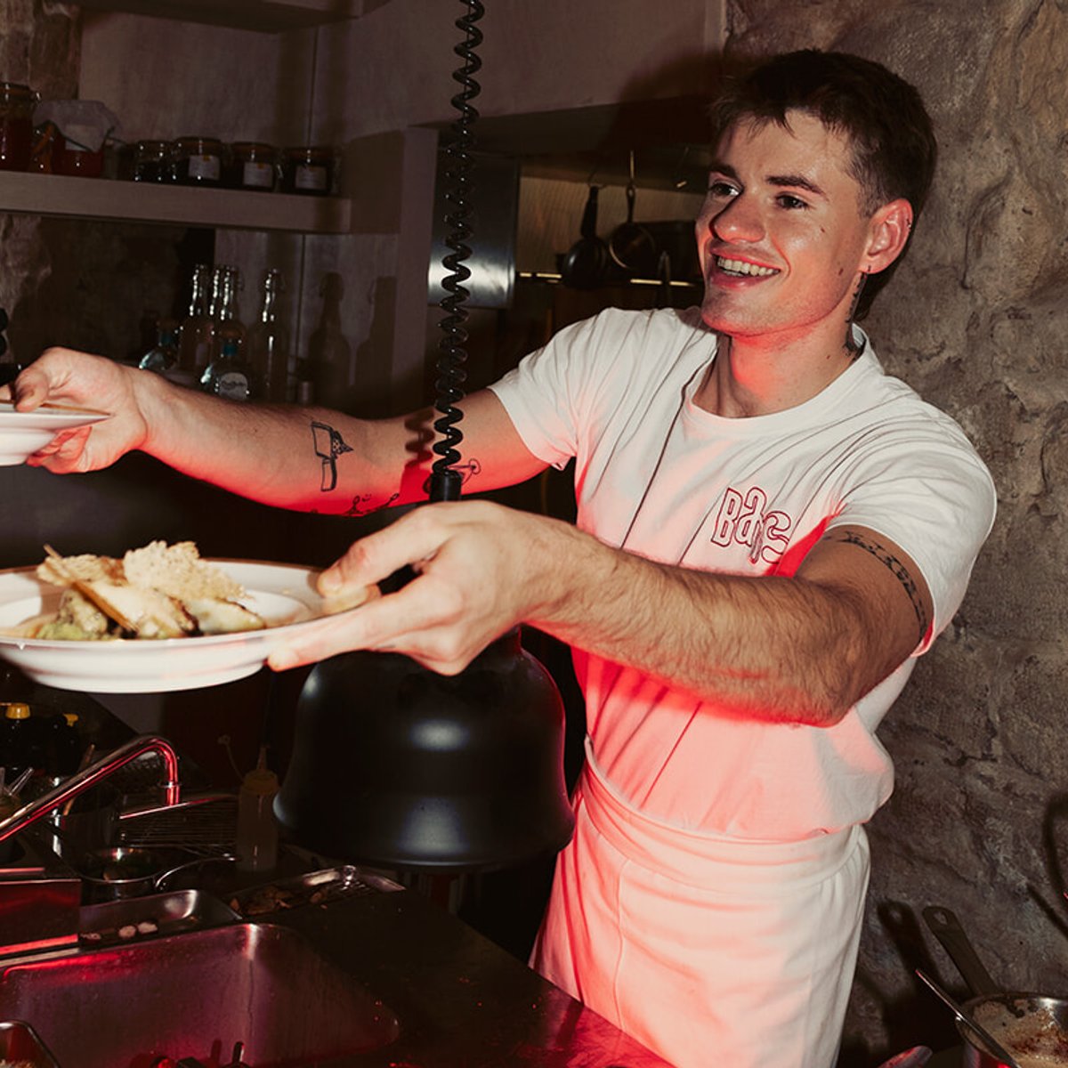 創作料理のおいしさとスタッフの若者パワーに圧倒される、2区のレストラン「バビ」。