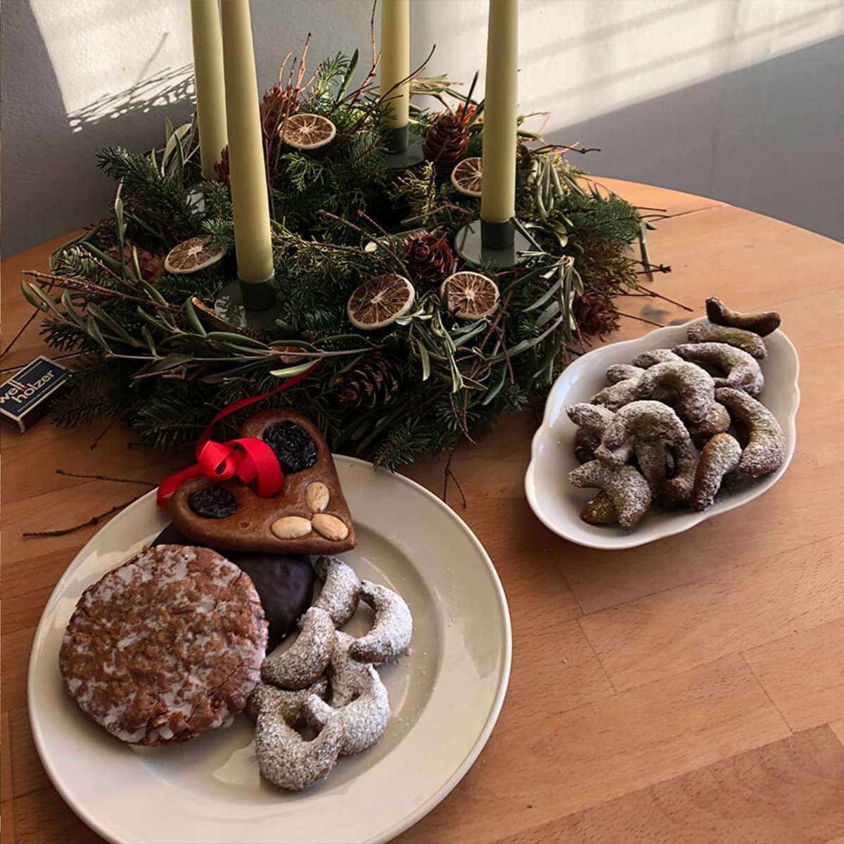 ドイツの冬、クリスマスマーケットの裏に隠れた甘くておいしい伝統とは？