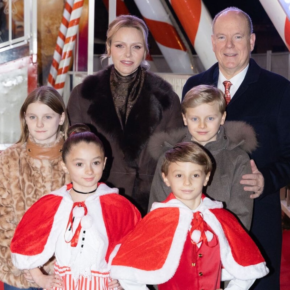 モナコ公室「2025年のクリスマスカード」を公開。成長した双子とともに、歴代カードを振り返る。