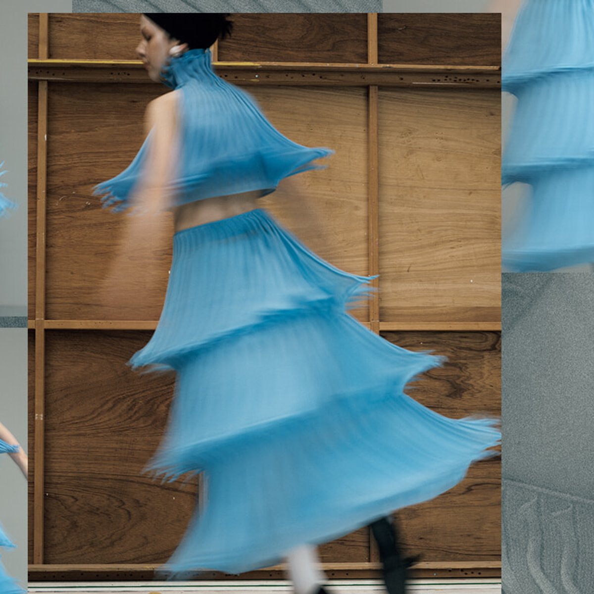 パーティシーンでも活躍！ 大人のニットは遊びあるデザインを狙って。