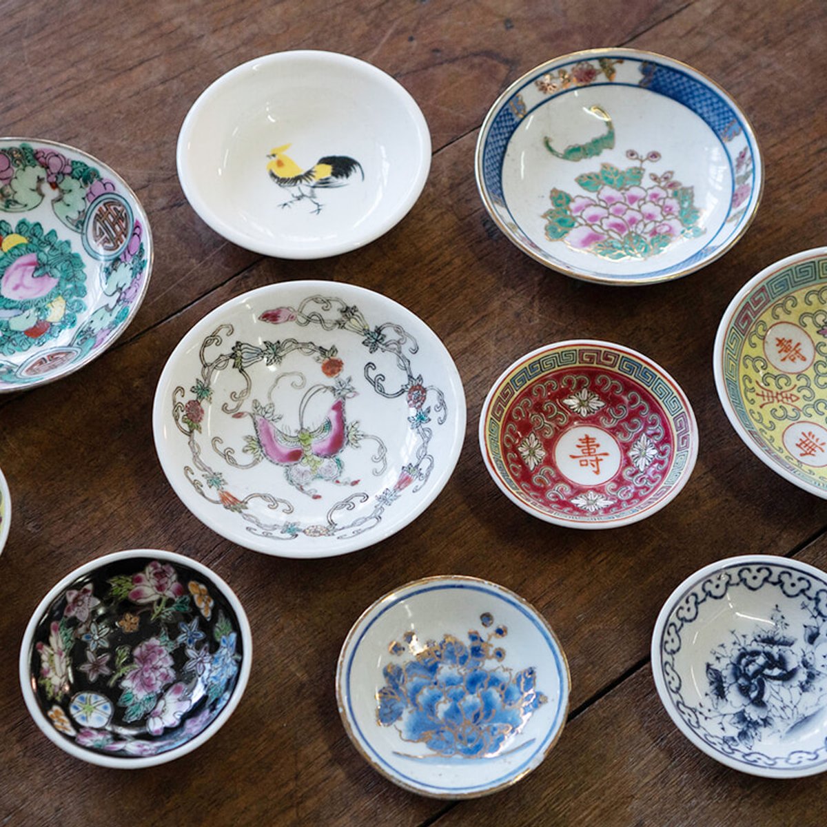 【お土産にも◎】香港最古の絵付け工房へ。伝統のうつわが旅の思い出を豊かに彩る。