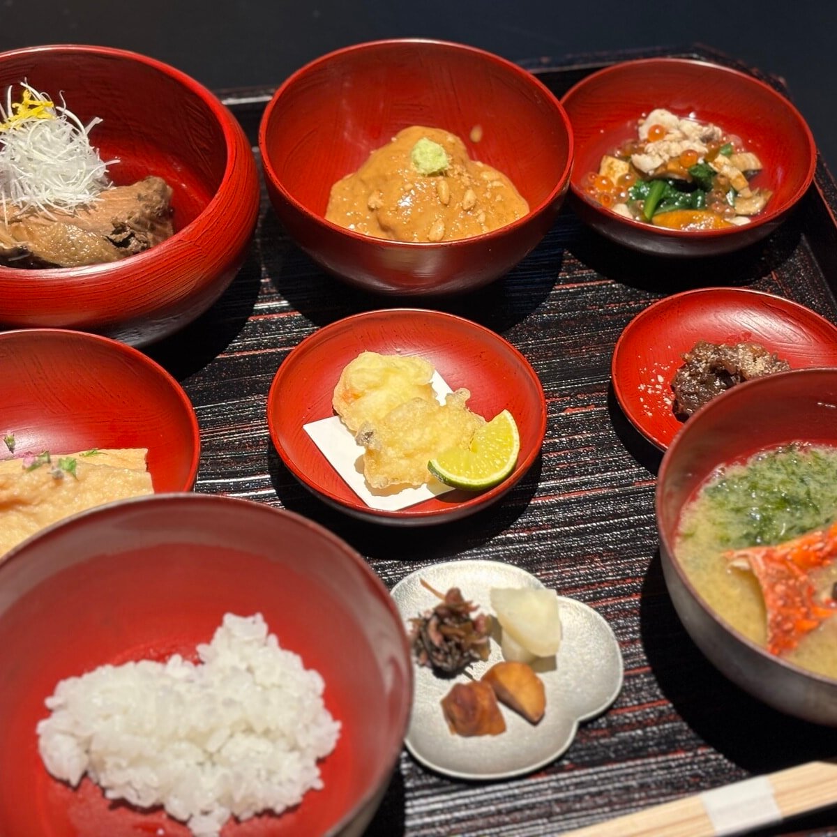 名古屋城を眺めながら割烹の朝ごはんを堪能！ エスパシオ ナゴヤキャッスルの「尾張　粋 稲葉」へ。