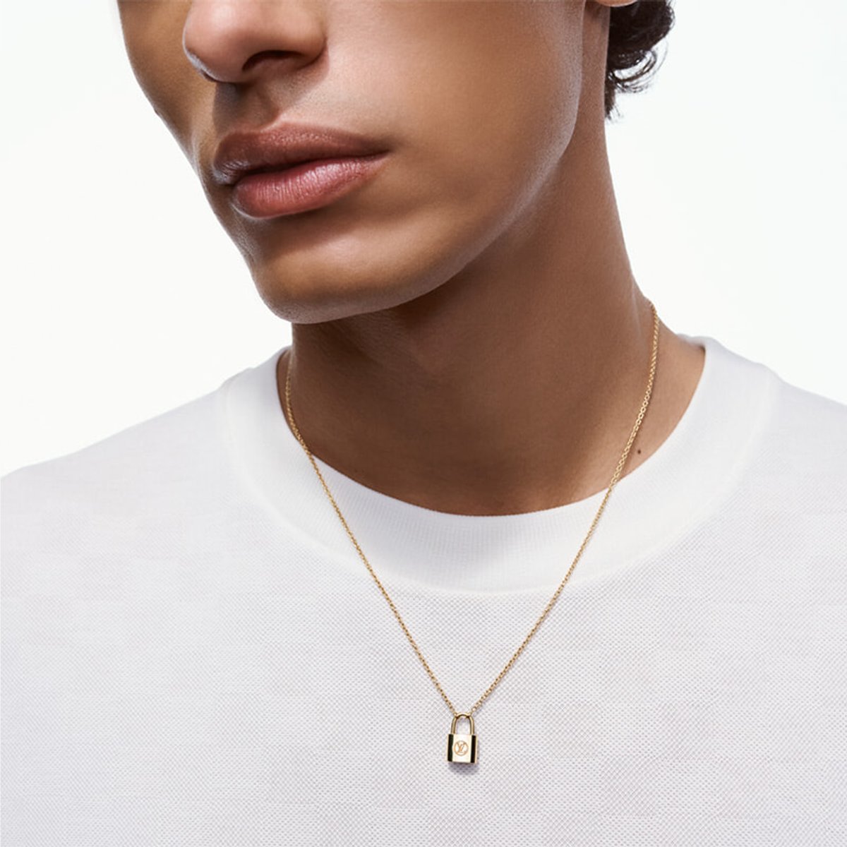 ルイ・ヴィトン for ユニセフ10周年。「シルバー・ロック イット」限定ゴールドエディションを通じて子どもたちに支援を。