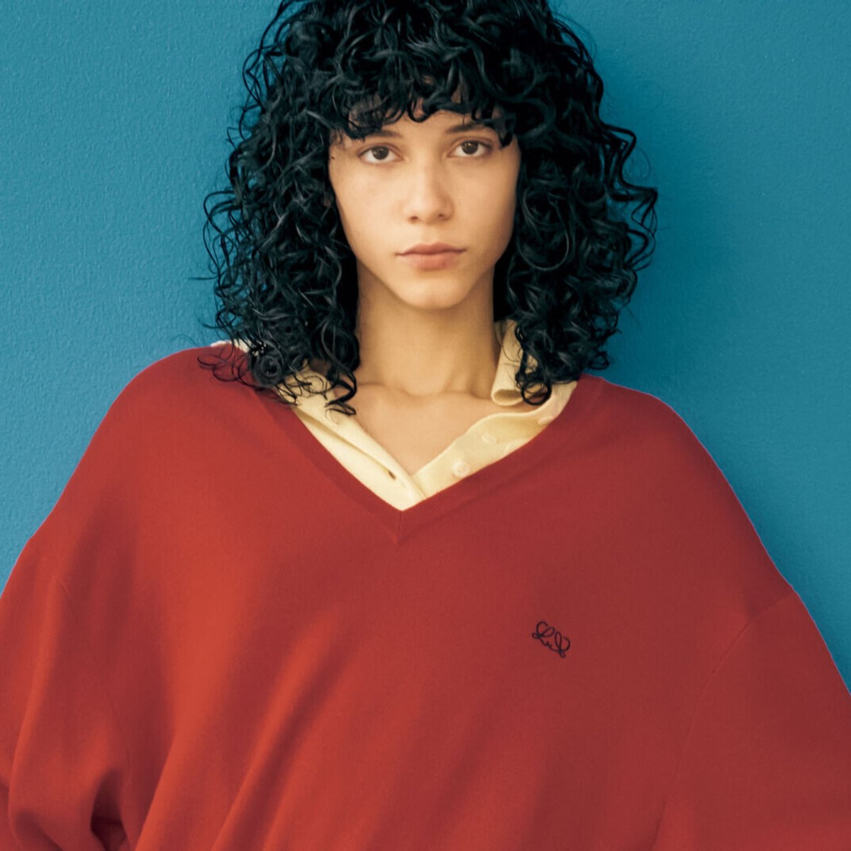 ロエベ、瑞々しい情熱の色。