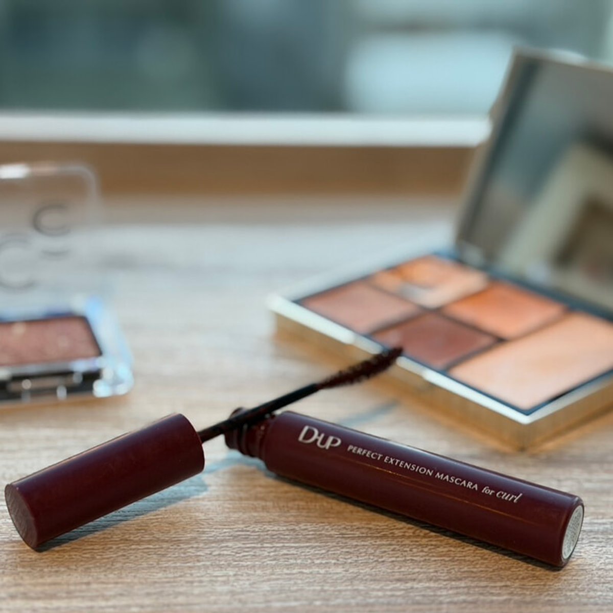 「好感度」と「自分らしさ」を両立する、CA流ナチュラルメイク。