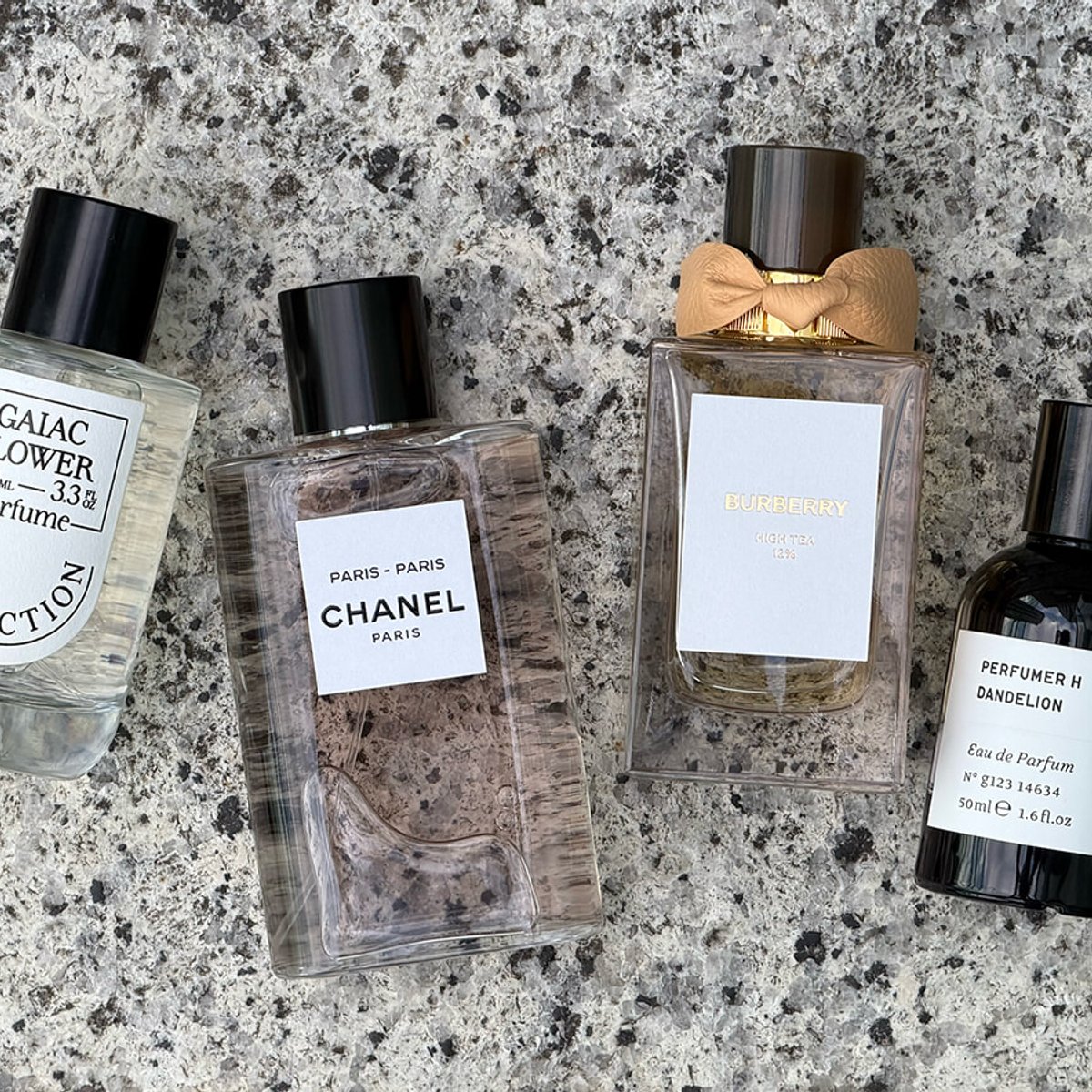 新しい出会いの季節にエディターが選ぶ香りは？ 心を軽やかに満たす大人の春香水。