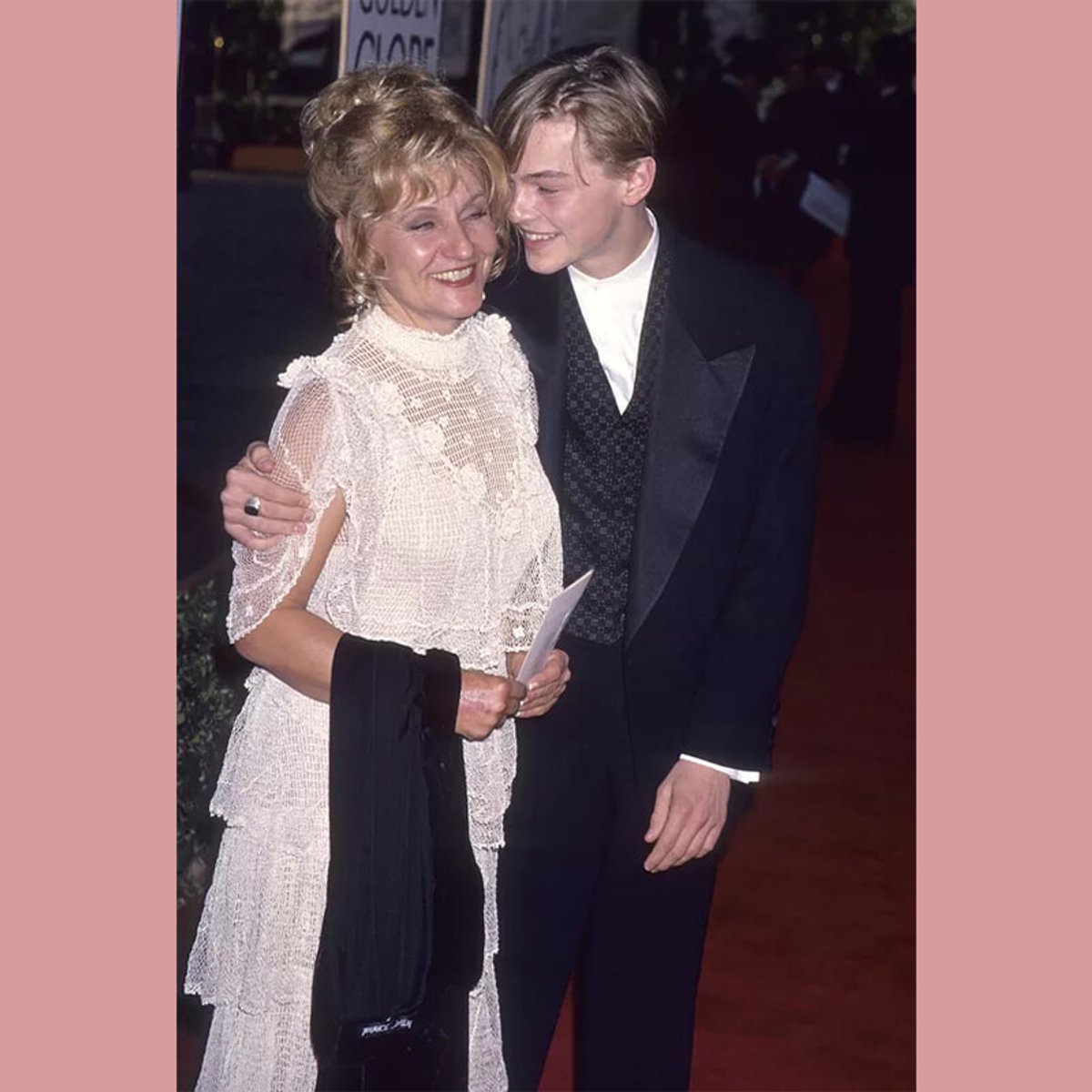 ひとり息子のレオナルド・ディカプリオを支え続ける、83歳の母の存在とは？