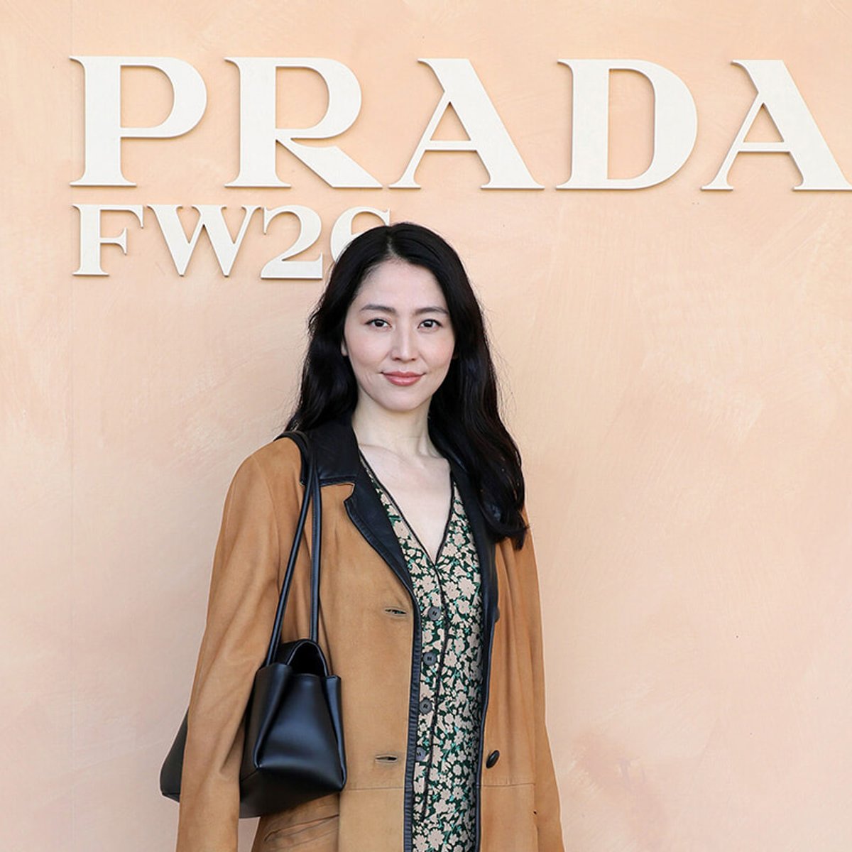 【プラダ】長澤まさみ、aespaカリナ、ATEEZウヨンらのプラダ2026年秋冬ウィメンズコレクション来場スタイルとは？