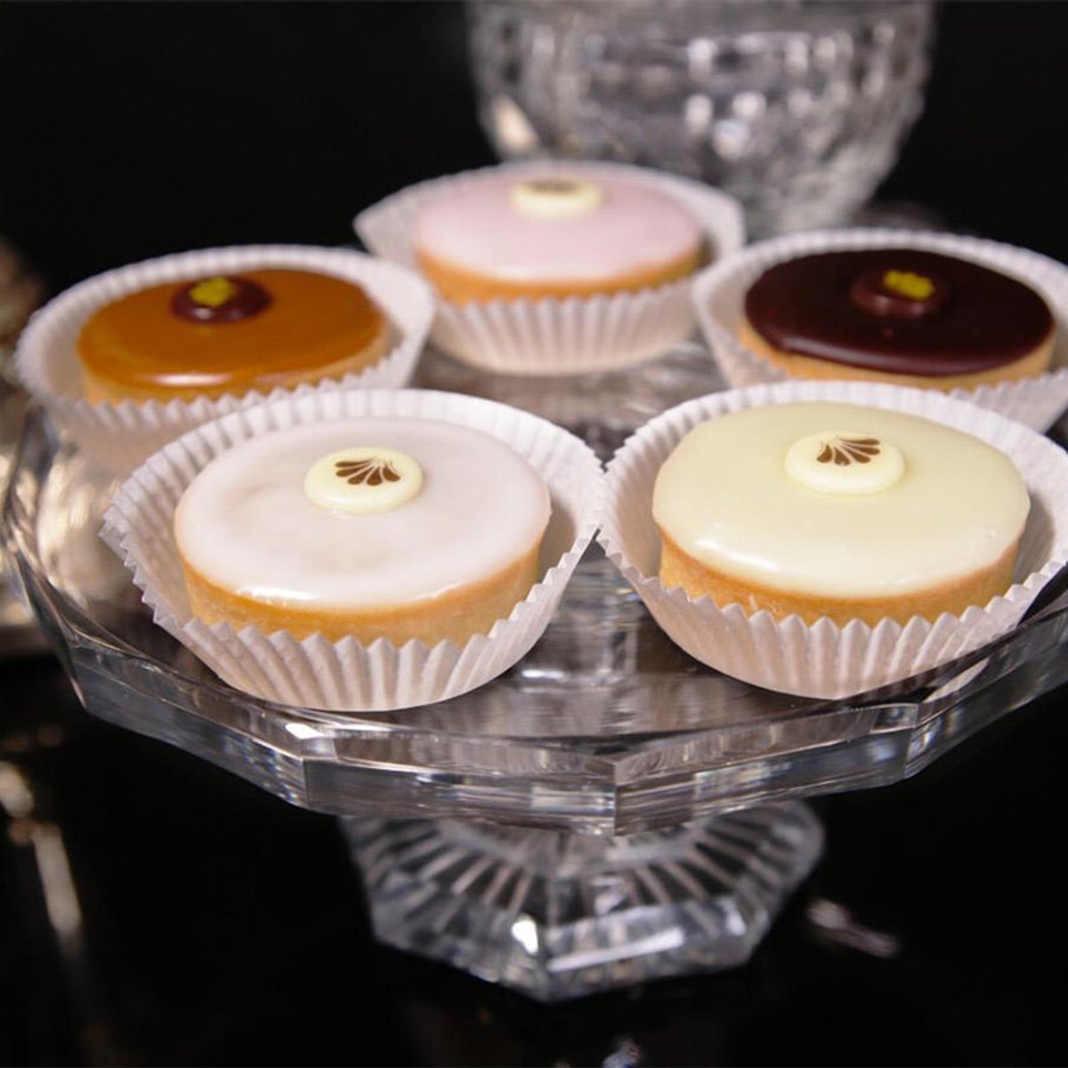 パリに生まれた宝石のように優美なスイーツ、その名はラ・ディヴィーヌ。