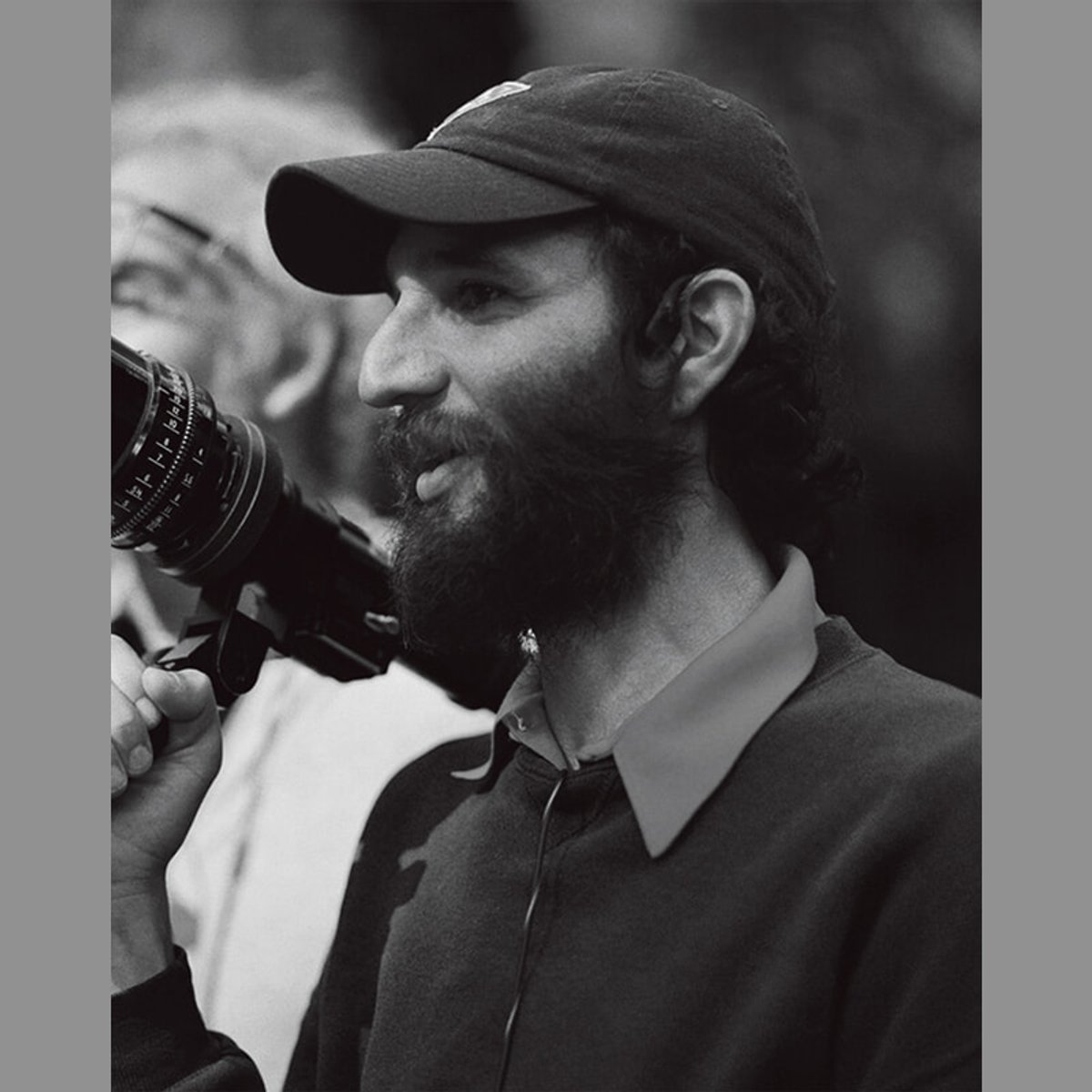 「『自己神話』に囚われた男の寓話」ジョシュ・サフディ監督がティモシー・シャラメと描く、映画『マーティ・シュプリーム 世界をつかめ』。