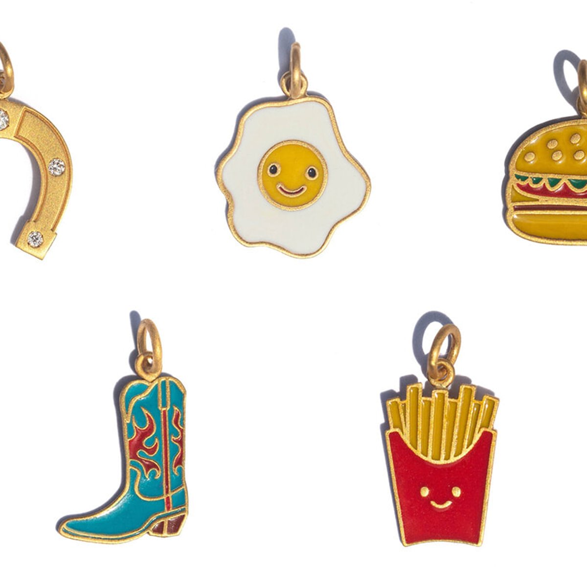 遊び心たっぷりに楽しみたい。マリーエレーヌ ドゥ タイヤックのジュエリーに目玉焼きやポテトが！