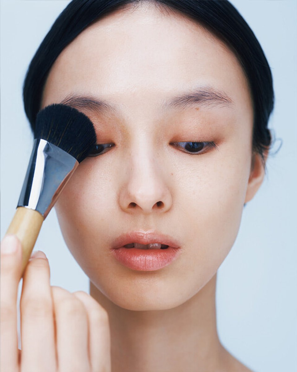 理想のメリハリ肌を叶える、影色の仕込み方。【シェイディング＋チーク＋ハイライトでつくる大人の立体感】