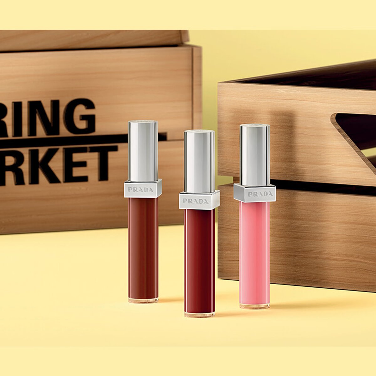 アイコンアイテムが集結！「プラダ ビューティ マーケット」が表参道ヒルズに期間限定でオープン。