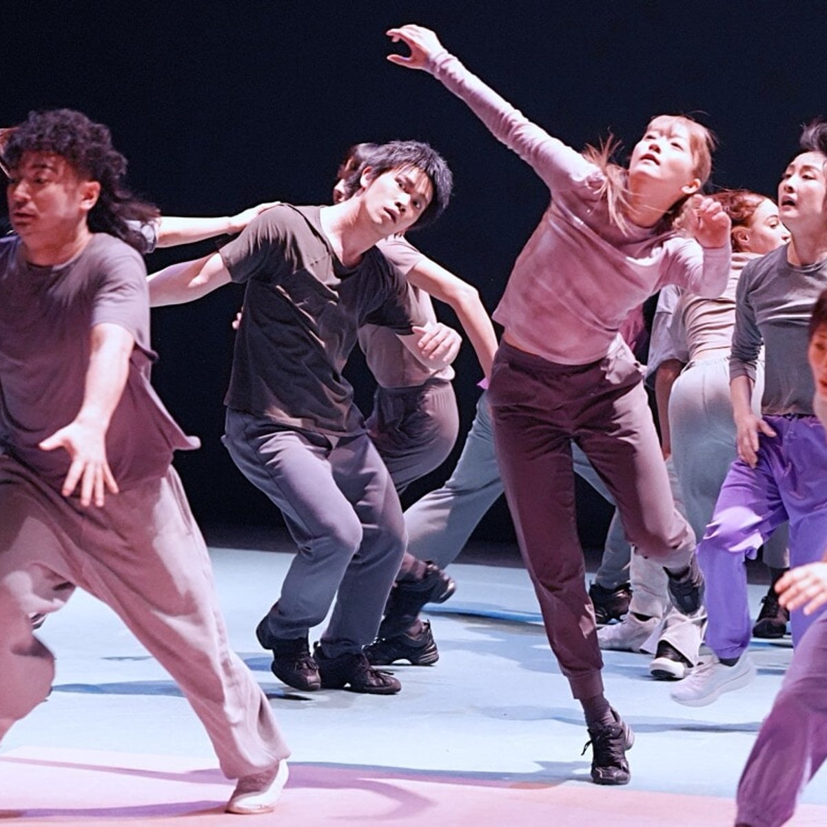 Co. 山田うん、舞台『楽興の時』の配信に向けて出演者インタビュー。