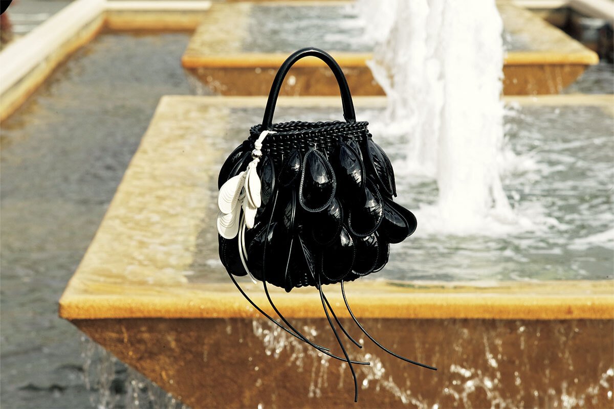 260325-loewe-bag-ogp-1.jpg