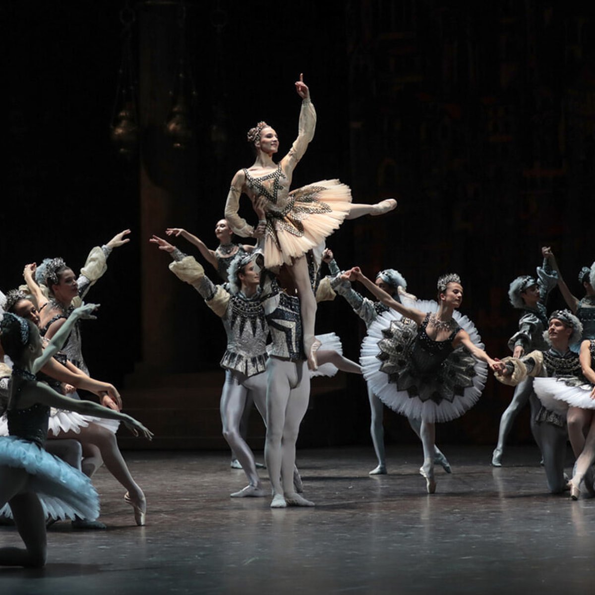 パリ・オペラ座バレエ団のシーズン2026/27のプログラム。