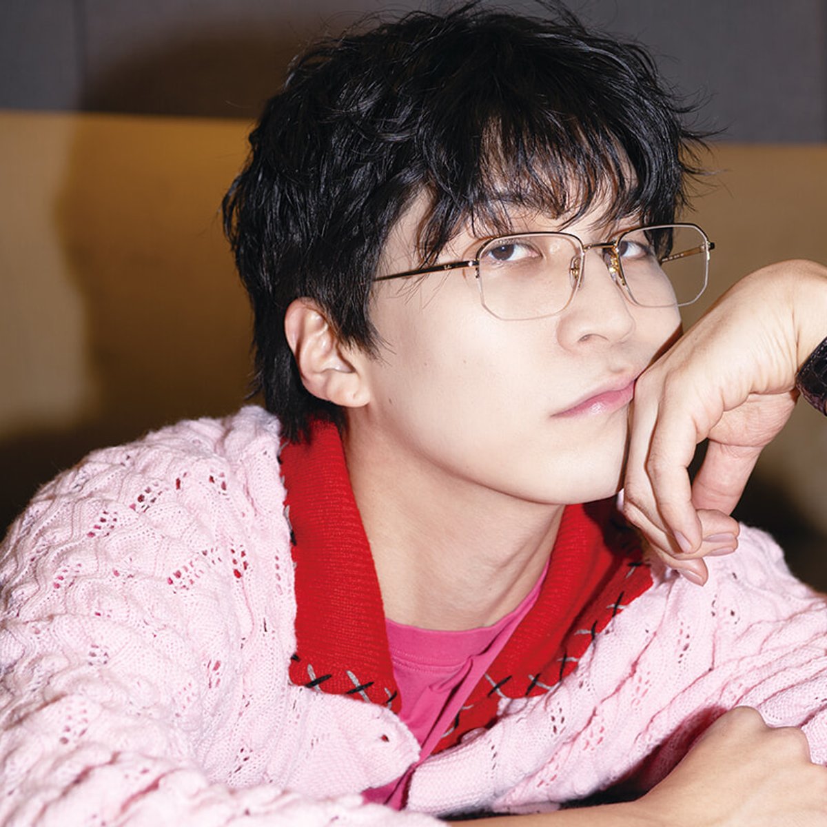 一歩先の韓国へ。R&B界を牽引する「予測不能」なColde（コールド）の世界へようこそ。