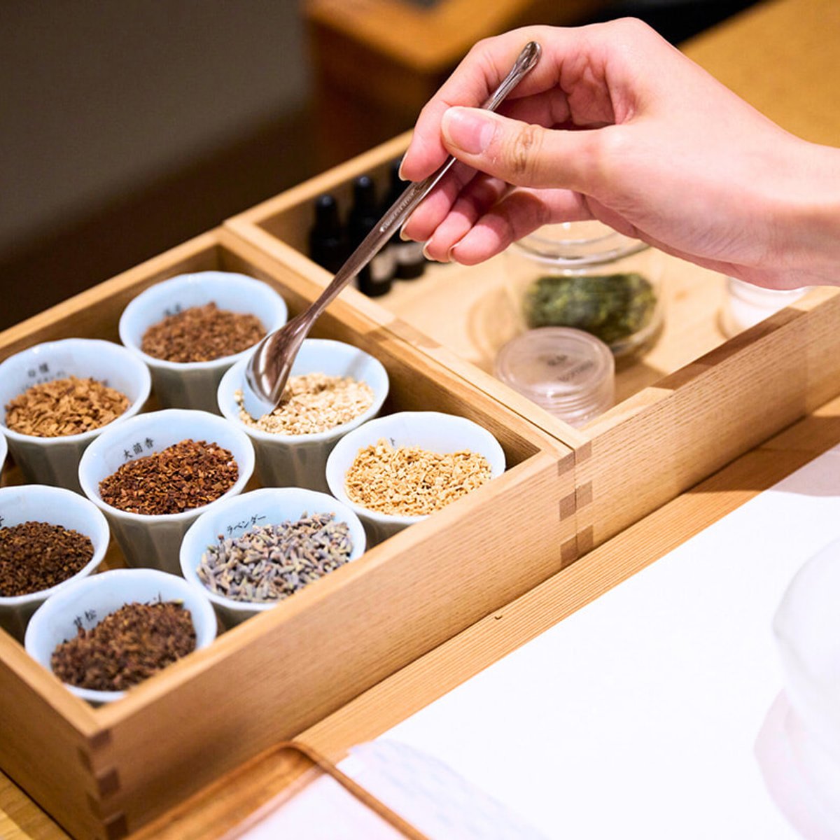 五感で体験する日本の香文化。「香り博2026」を銀座・京都・鎌倉で開催。