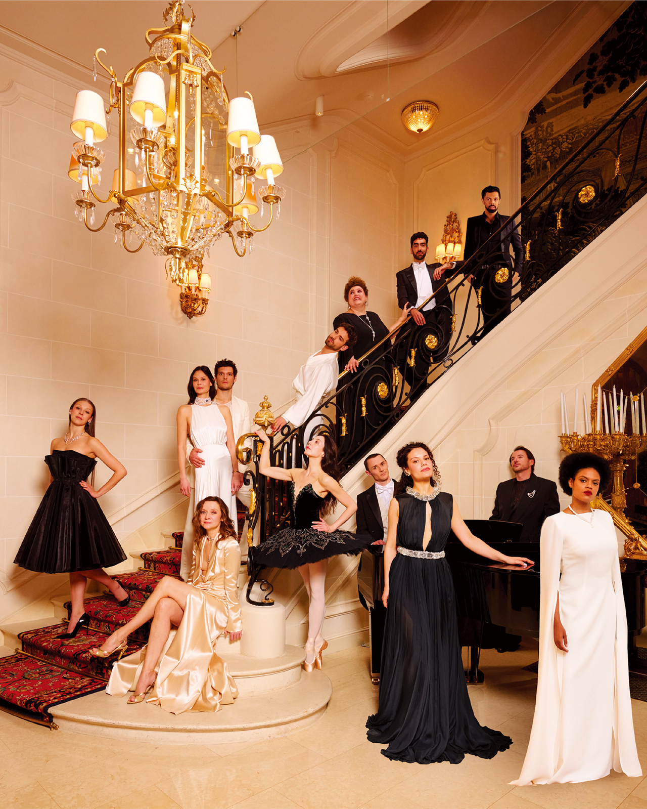 星降る夜にリッツ・パリの庭園とシャンパーニュ、そしてエトワールたちのダンス。