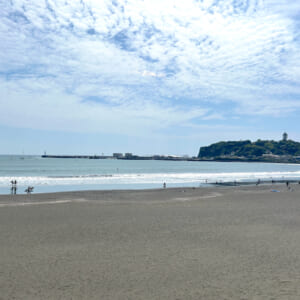 春の海をのんびりと眺めに。【鎌倉・腰越さんぽ】