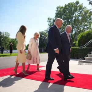 チャールズ国王とカミラ王妃、トランプ大統領夫妻を訪問──ホワイトハウス到着時の一部始終。