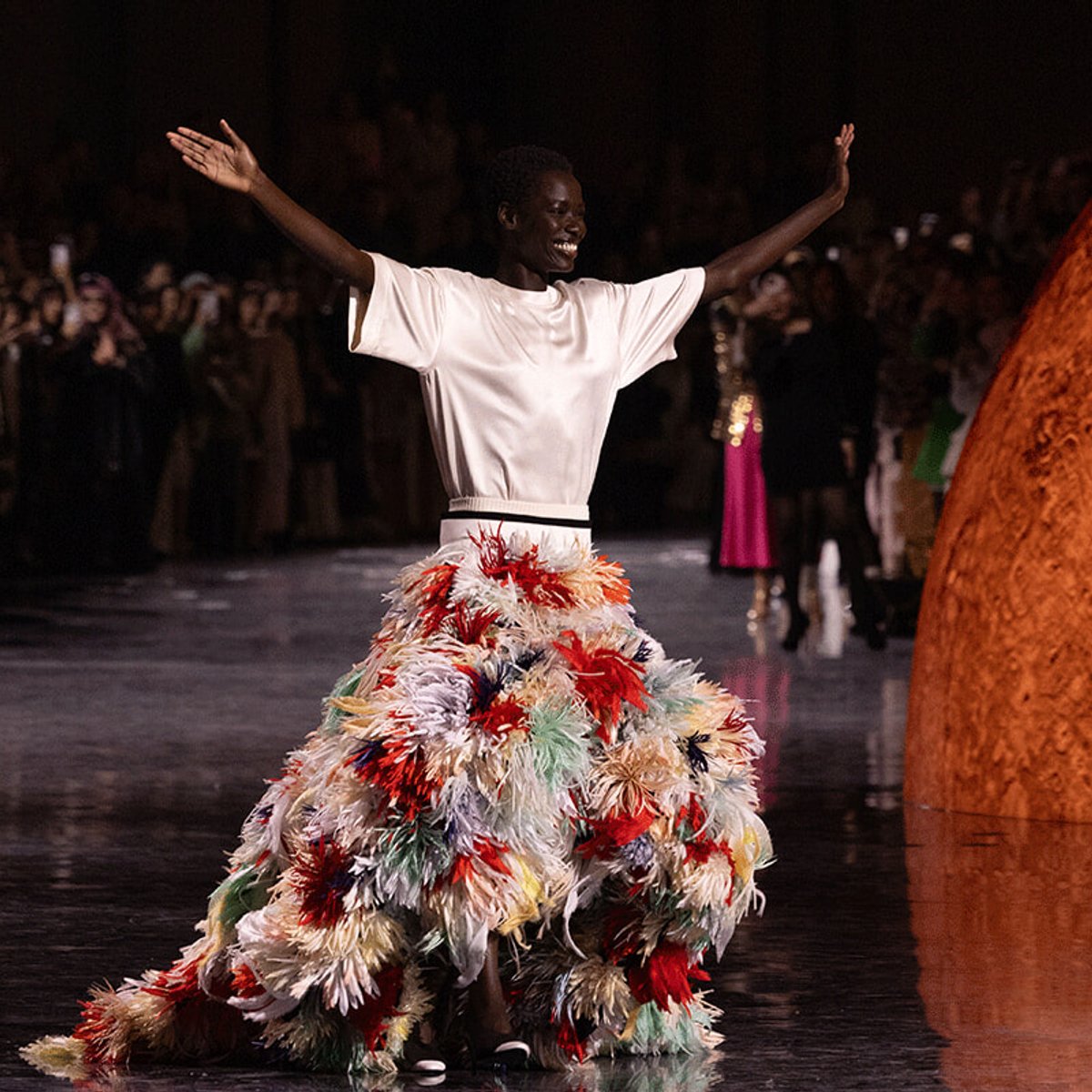 新生シャネルが堂々デビュー！ マチュー・ブレイジーによる2026年春夏コレクションを鮮烈に飾る。