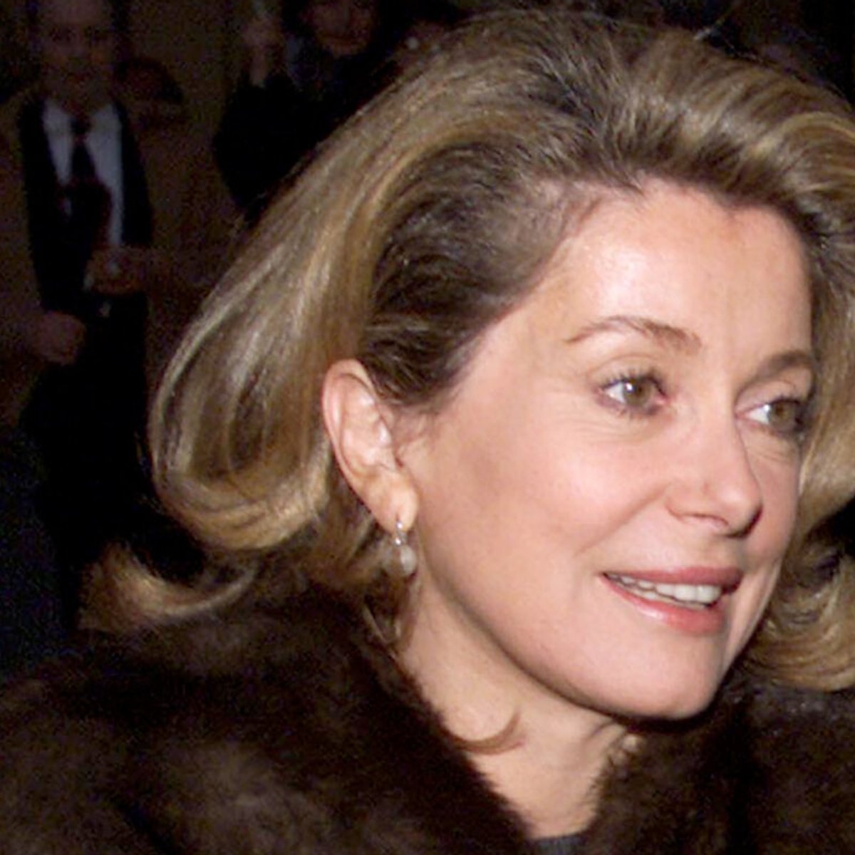 catherine-deneuve-1x1-2.jpg