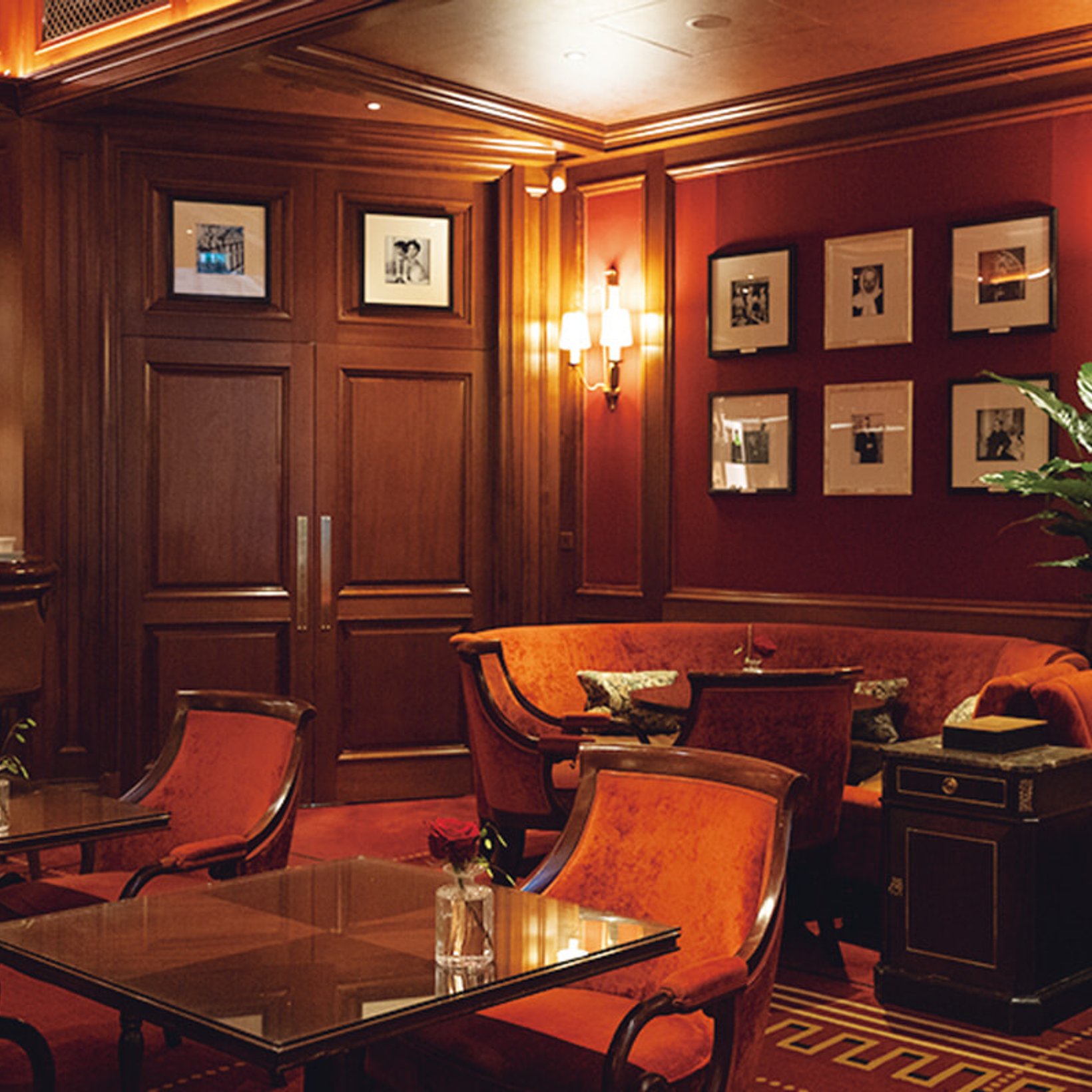 リッツ・パリで一流のサービスと伝統のブラッスリー料理を。【パリのマイベストレストラン】