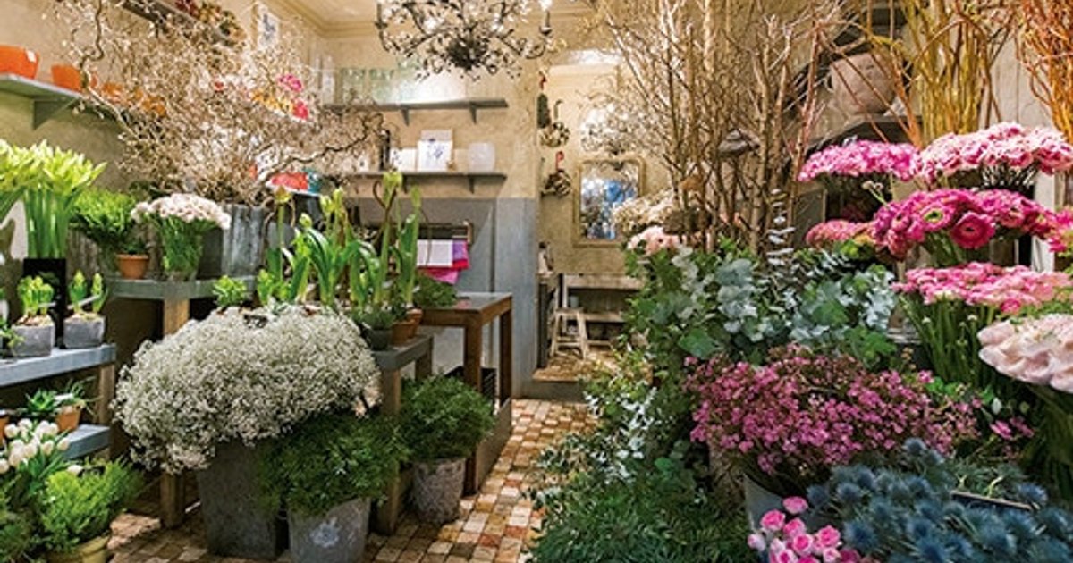 パリでいちばん花が似合う街、モンマルトルの花屋さん。 | Paris City