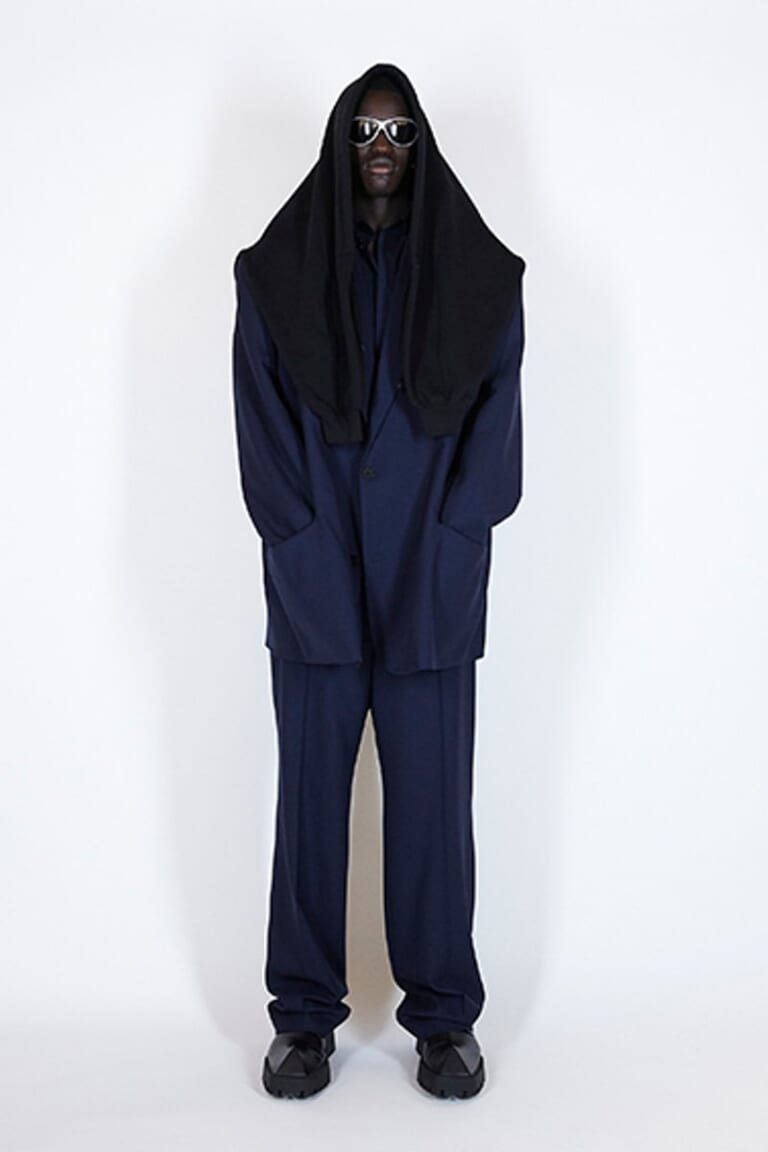 バレンシアガ –  2021年 春夏コレクション