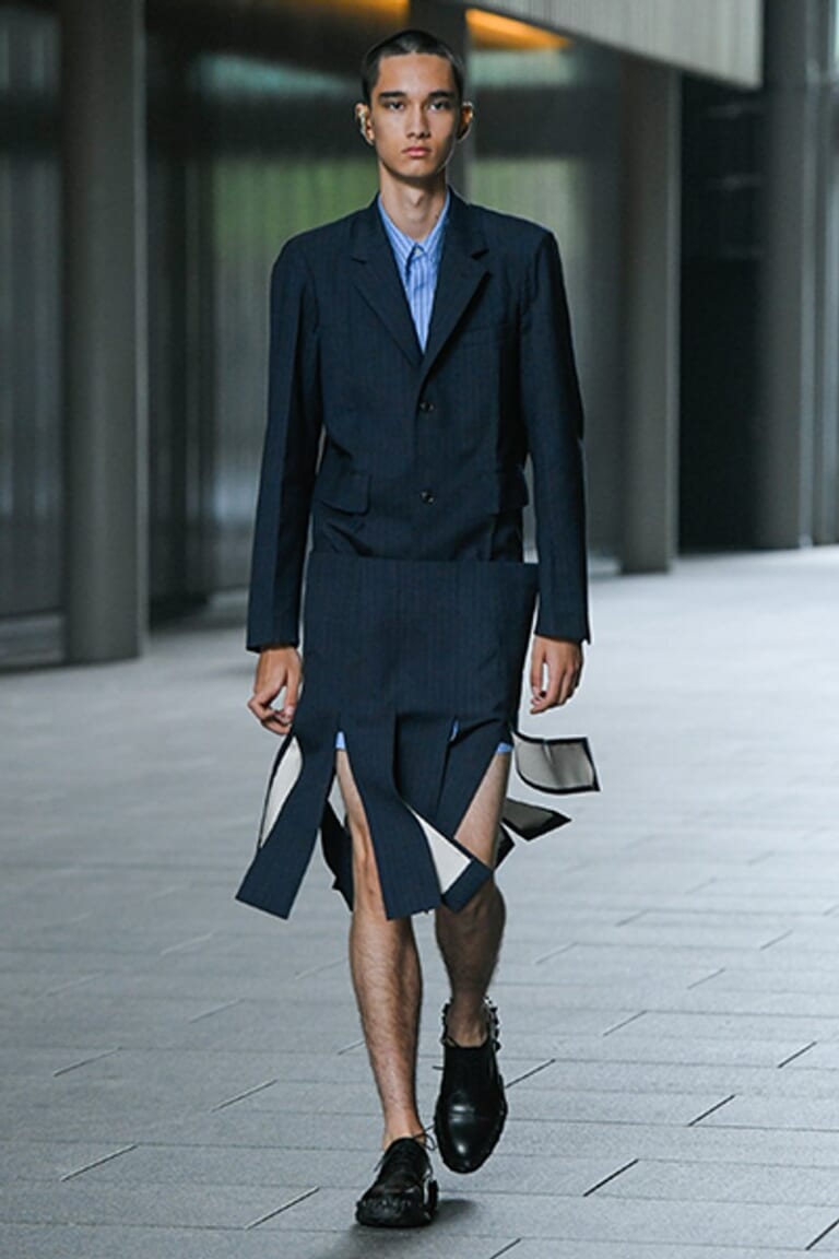 トーガ –  2022年 春夏コレクション