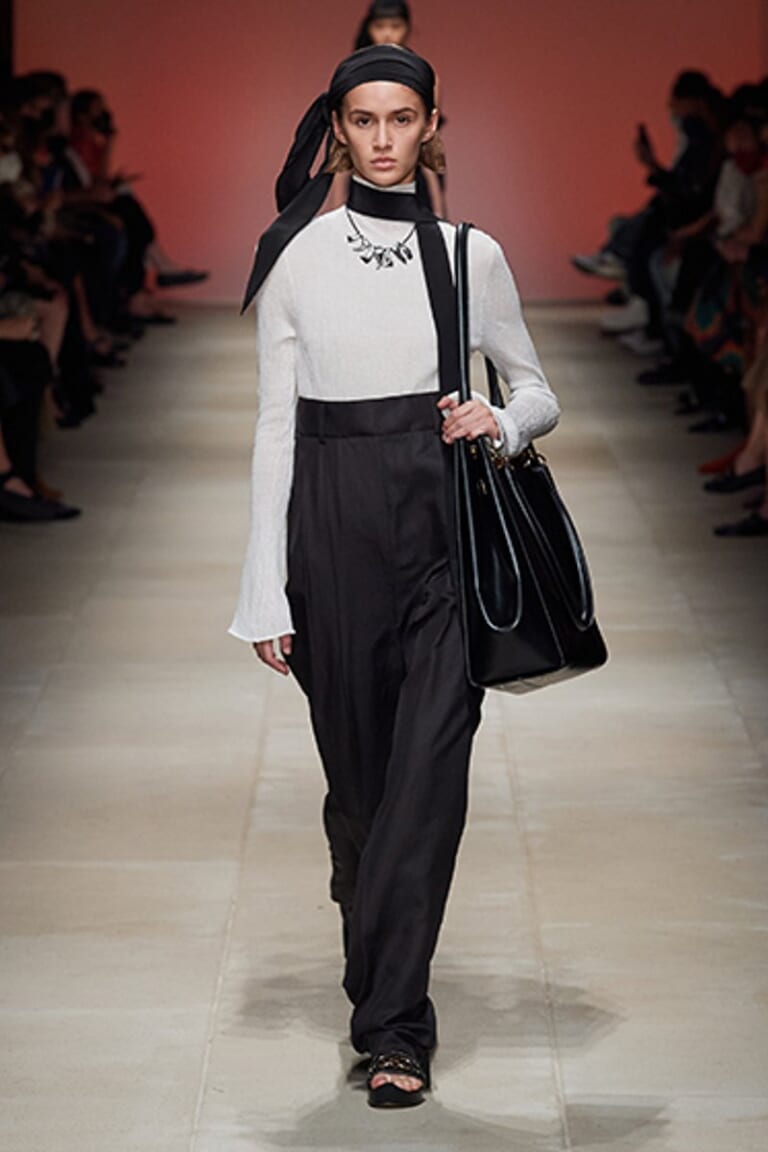 フェラガモ –  2022年 春夏コレクション