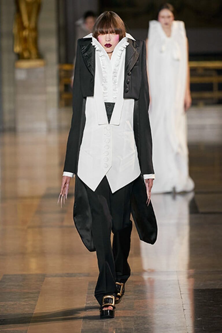 ヴィクター＆ロルフ –  2022年 春夏オートクチュールコレクション