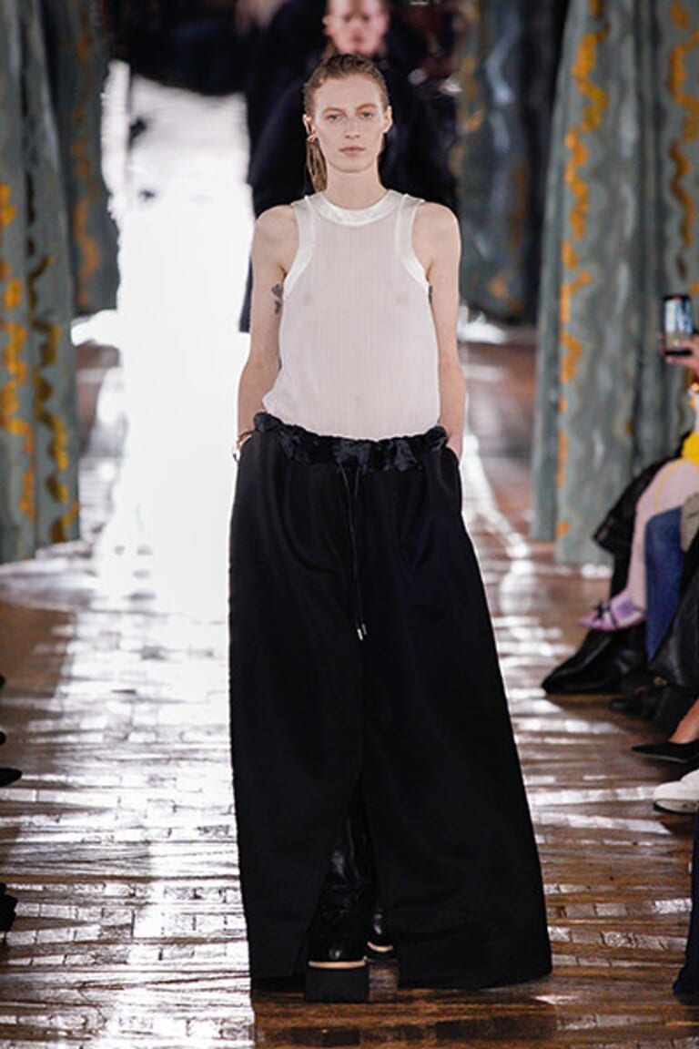 サカイ –  2022/23年 秋冬コレクション