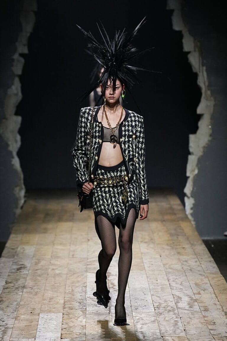 モスキーノ –  2023/24年 秋冬コレクション