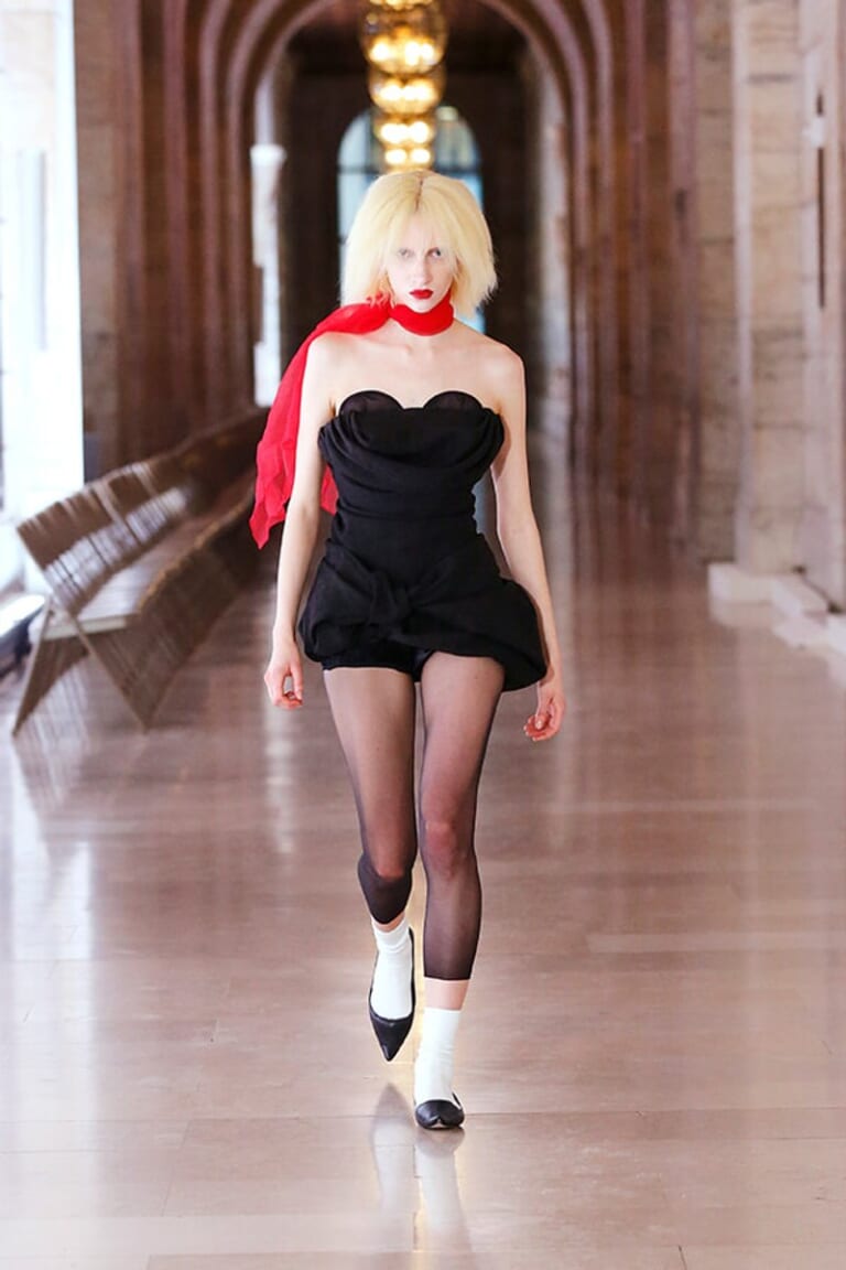 マーク ジェイコブス –  2023年 フォールコレクション