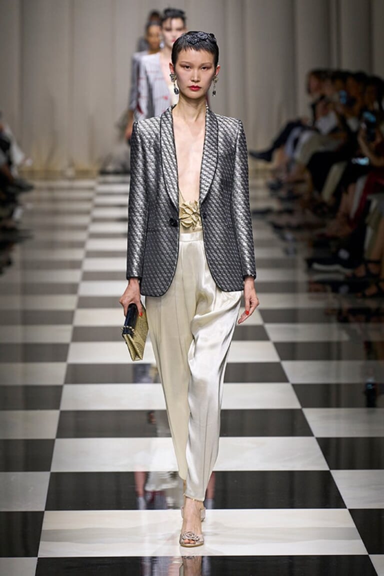 アルマーニ　プリヴェ –  2023/24年 秋冬オートクチュールコレクション