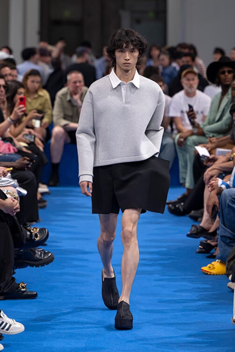 ジェイ ダブリュー アンダーソン –   2024年 リゾートコレクション