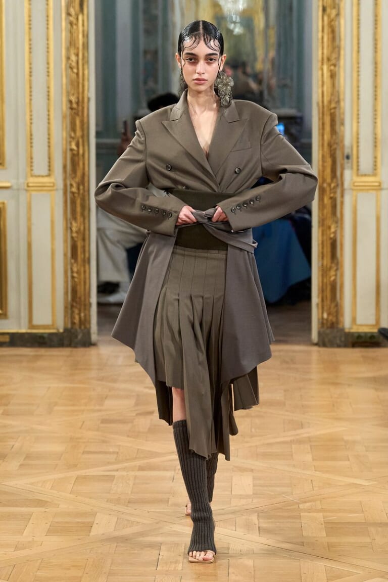 ロク – 2024/25年 秋冬コレクション