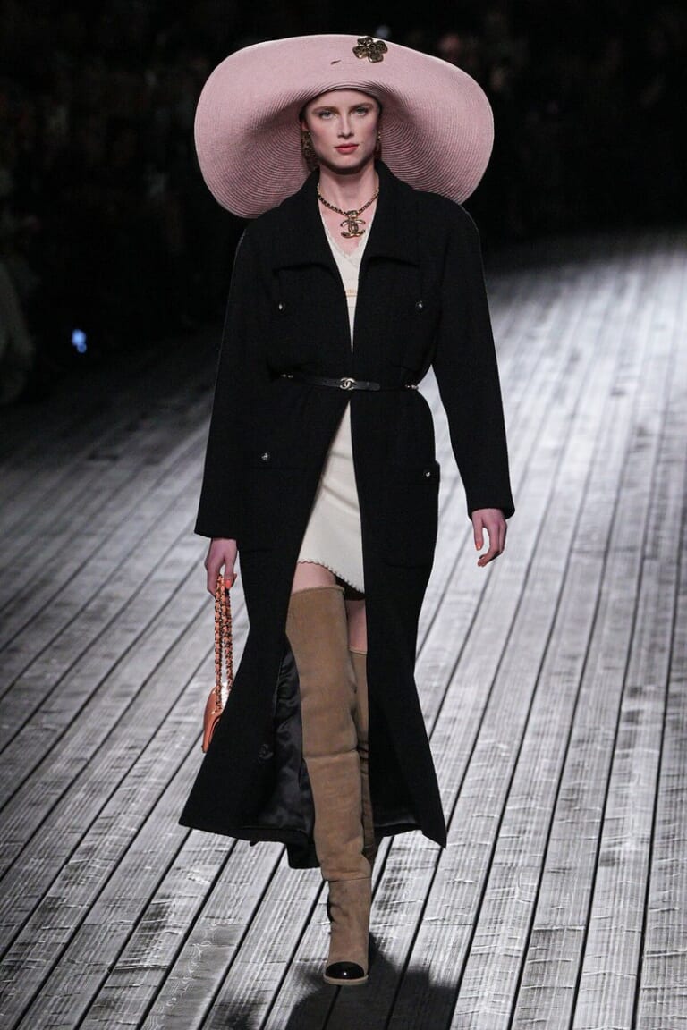 シャネル – 2024/25年 秋冬コレクション