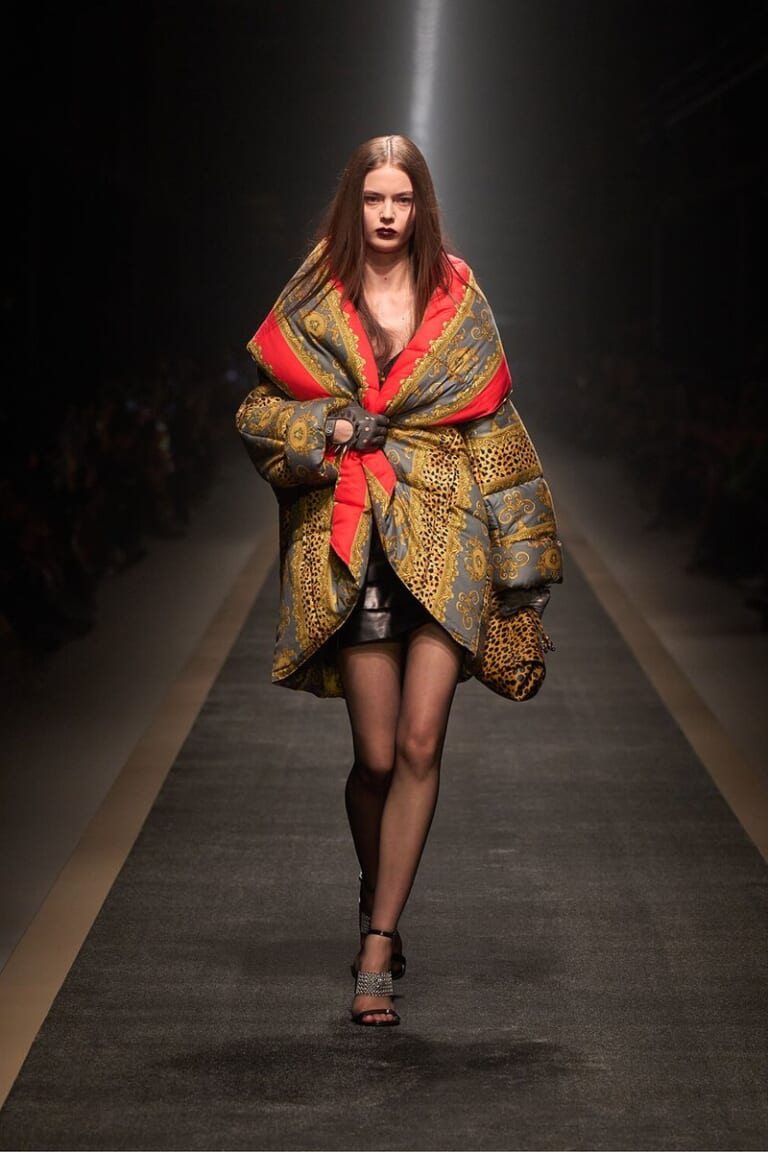 ヴェルサーチェ – 2025/26年 秋冬コレクション