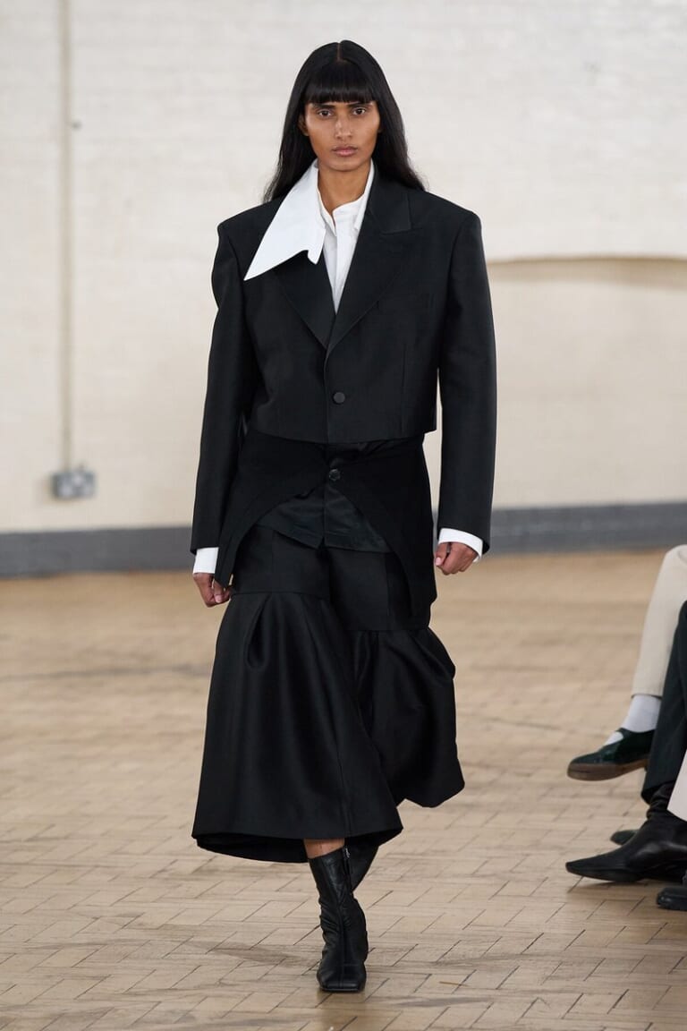 トーガ – 2026/27年 秋冬コレクション