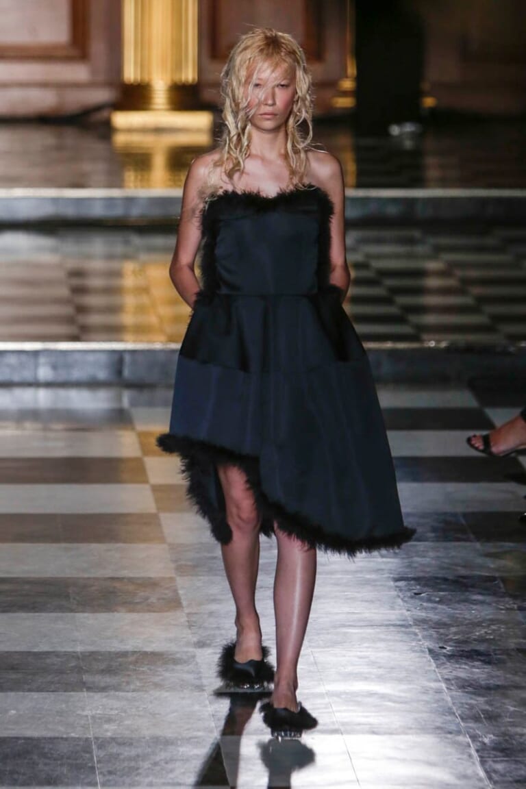 2015 SS London – Simone Rocha