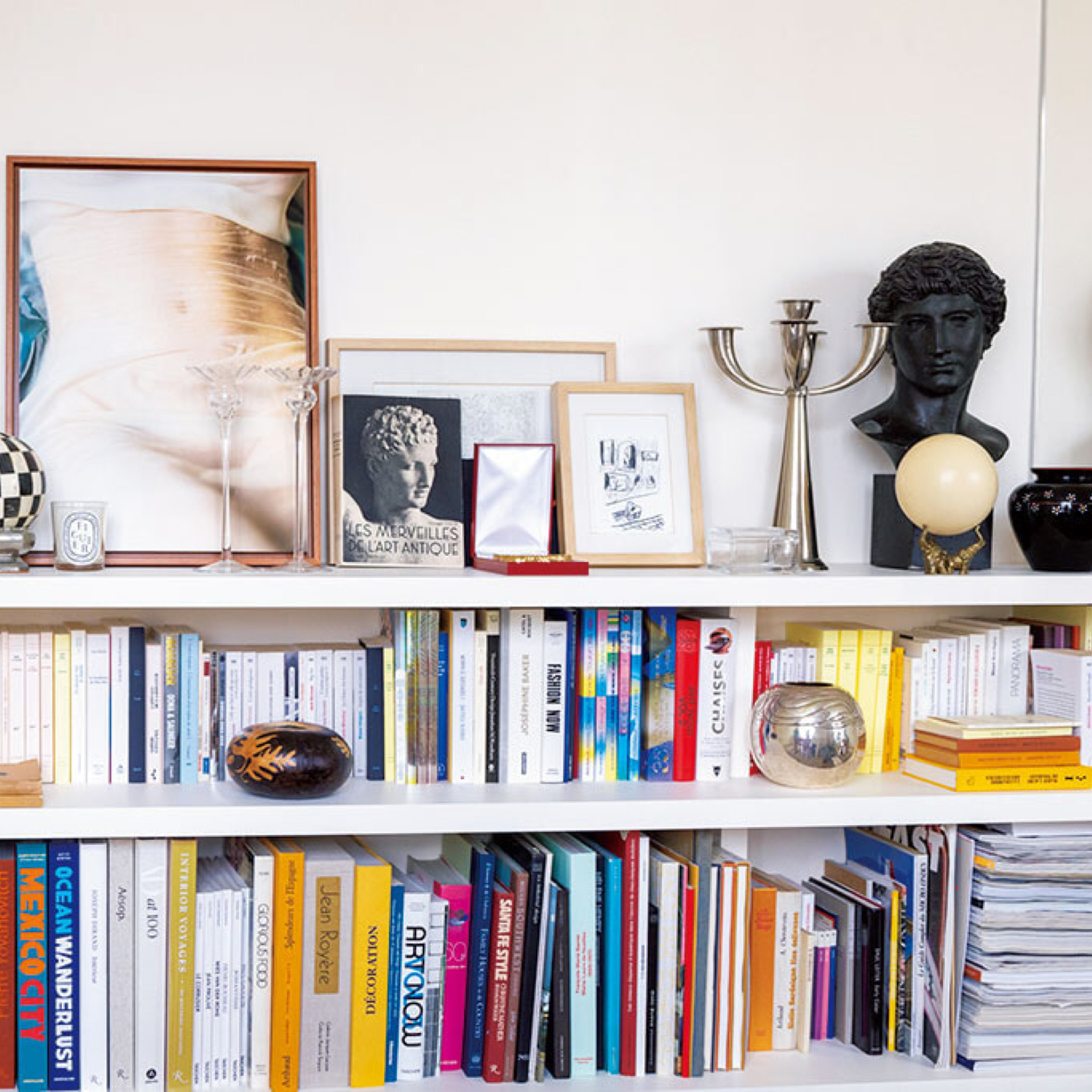 【パリのインテリア】パリジェンヌ流、本の収納方法とは？