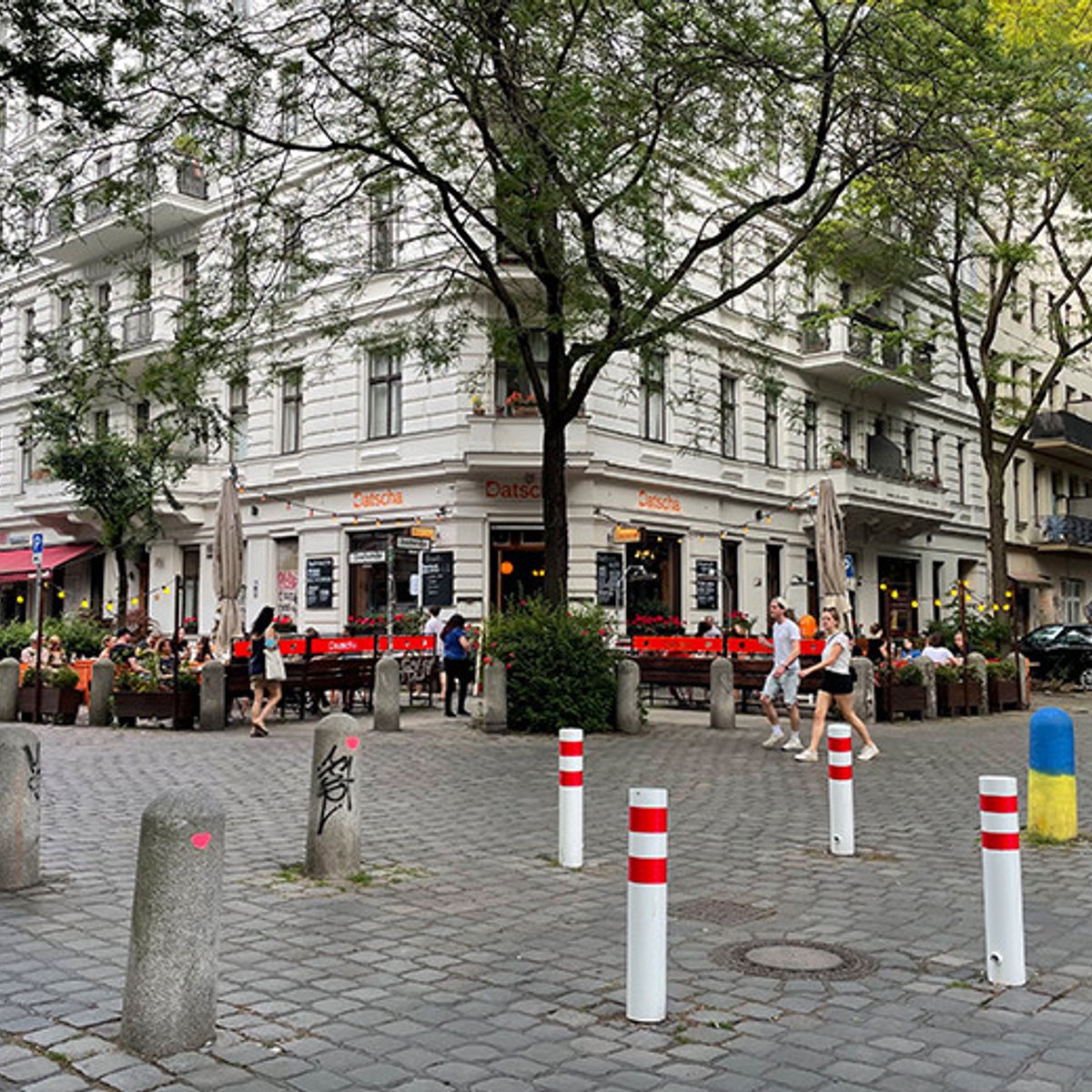 街に子どもの遊び場を！ ベルリンで車侵入禁止エリアの実験。