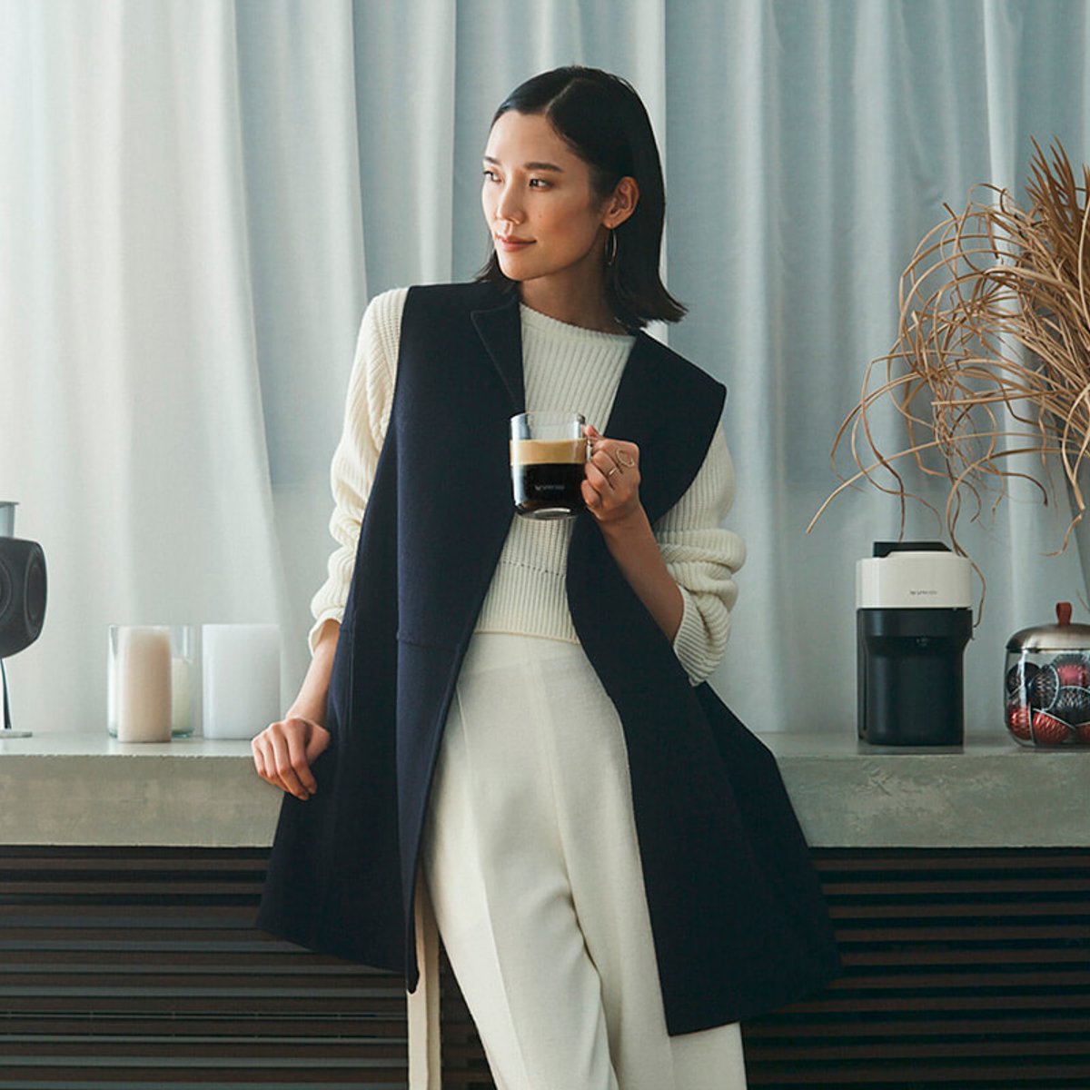岡本多緒、冬はコーヒーとともに。